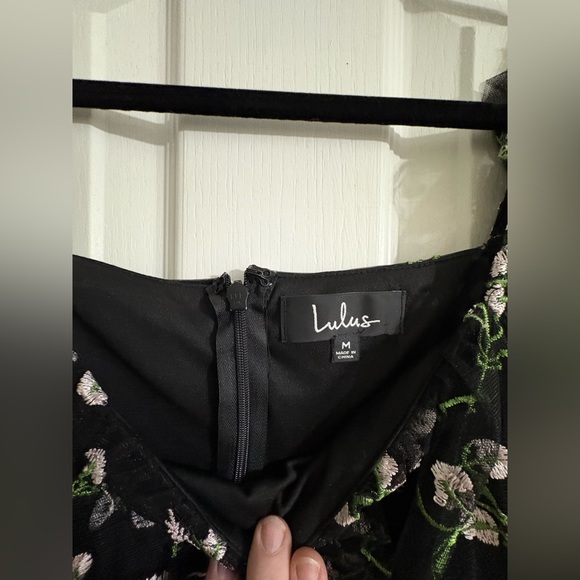 Stunning Lulus Black Floral Dress - Picture 2 of 4